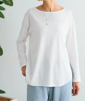 새상품 비어즐리 슬라브 코튼 긴팔 티