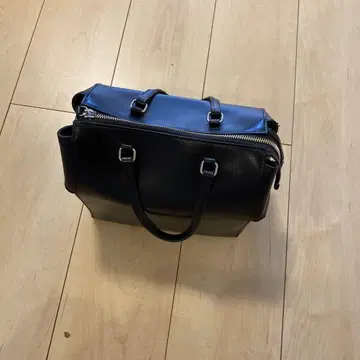 YAHKI 블랙 핸드백