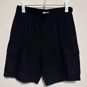 ATON 블랙 카고 숏팬츠