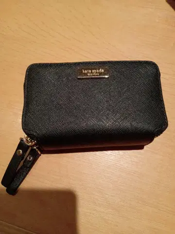 코인 케이스 블랙