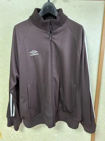 [ 새상품급 ] M to R UMBRO 트랙 자켓