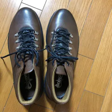 브라운 가죽 하이컷 등산화