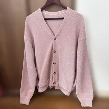 핑크 가디건