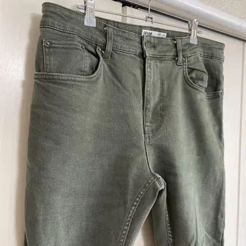Bershka/ 스트레치 밀리터리 그린 데님 USA44 [청바지]