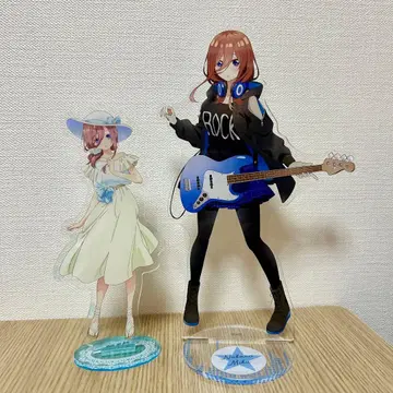 5등분의 신부 나카노 미쿠 아크릴 스탠드 2개 세트