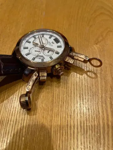 METAL CH 손목시계