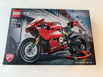 새상품 LEGO Technic Ducati Panigale V4 R