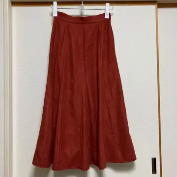 알파벳 알파벳 플레어 스커트