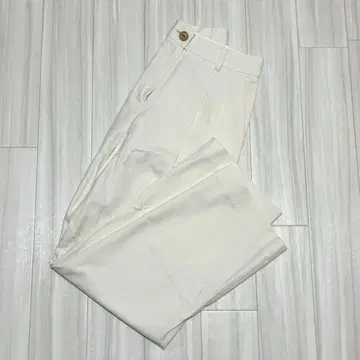 sienne Martin Tuck Pants