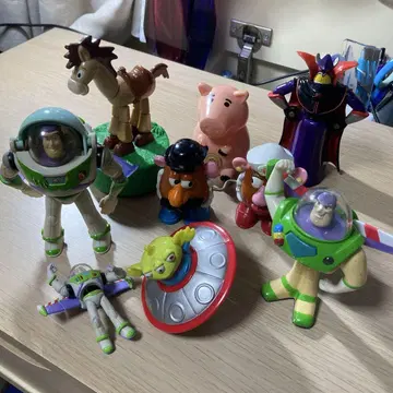 토이 스토리 피규어 세트 맥도날드 덤 포함