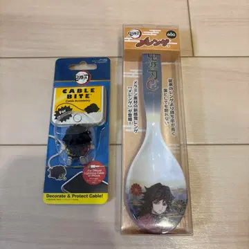 새상품 귀멸의 칼날 토미오카 기유 메렝게 케이블 바이트