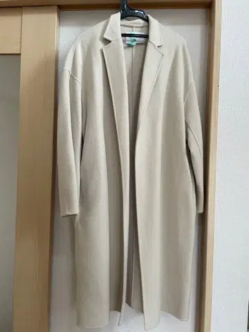유나이티드 애로우즈 베이지 체스터 코트