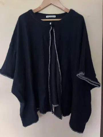 mina doze 캐시미어 판초