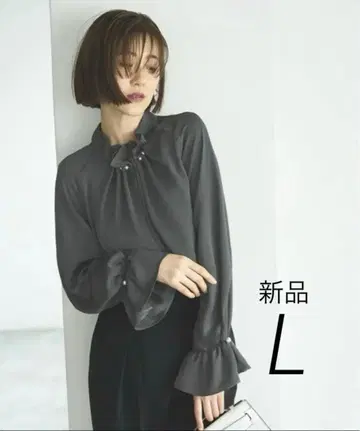 루일 에 부티크 [ 새상품 ] 펄 디자인 블라우스 L