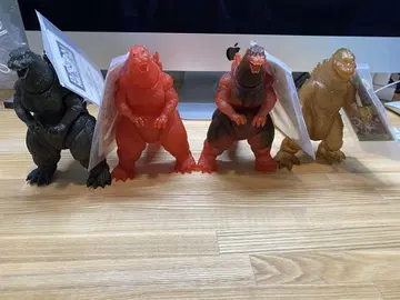 BANDAI 뮤지엄 한정판 고질라 소프트 비닐 세트