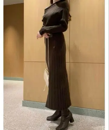 스나이델 원숄 니트 원피스 SNIDEL