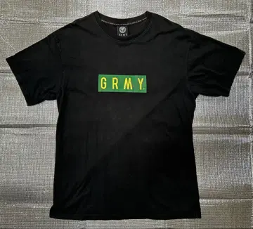 GRIMEY 블랙 T셔츠