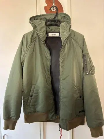 펠코드 High Neck Hooded MA-1 자켓