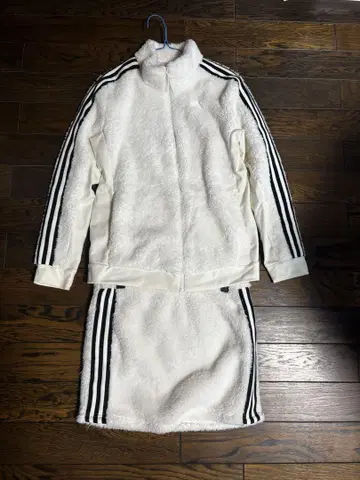 adidas 플리스 자켓 화이트