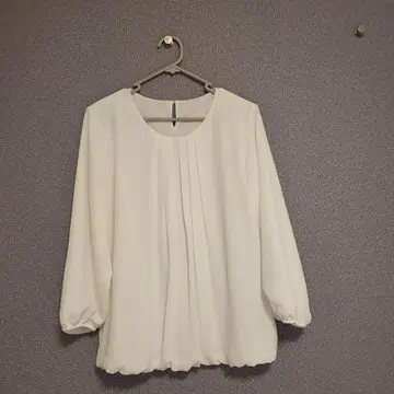 플리츠 장식 벌룬 긴팔 블라우스