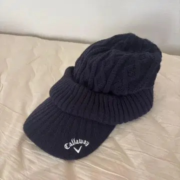 캘러웨이 네이비 챙 부착 니트 모자