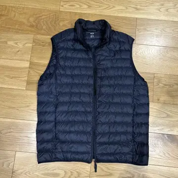 UNIQLO 울트라 라이트 다운 베스트 L 네이비