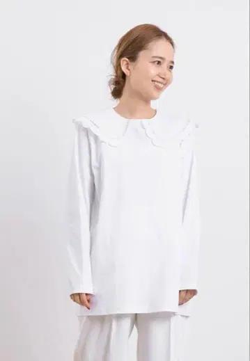 yori 스캘럽 칼라 롱T