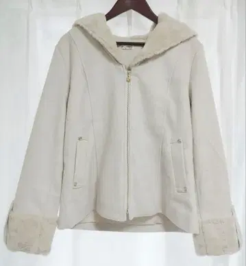 axes femme 엑시즈팜 후드 부착 코트 M 사이즈
