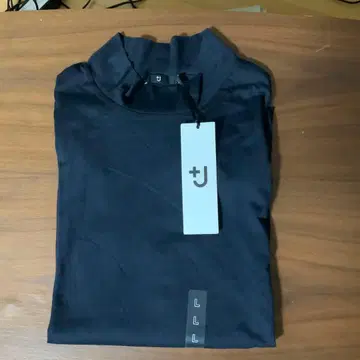 유니클로 플러스J 모크넥 긴팔 T셔츠 L 새상품