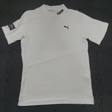PUMA 화이트 모크넥 반팔 셔츠 M