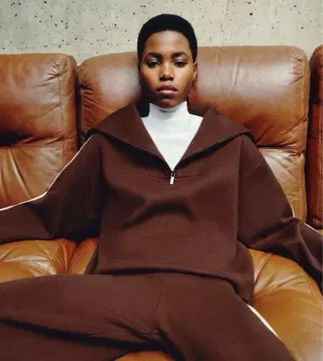 ZARA 사이드 스트라이프 니트 스웨트 셔츠