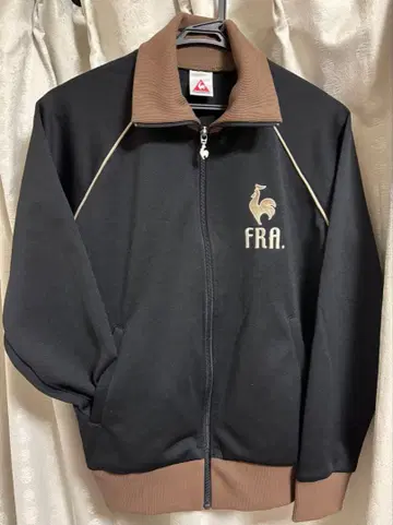 오늘 가격 인하! 르꼬끄 스포르티브 저지 세트 L 블랙/브라운