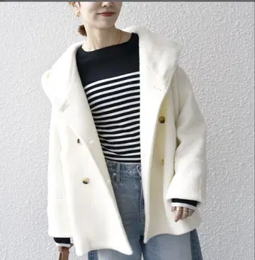 쉽스 애니 나핑 후드 숏코트