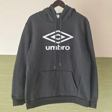 umbro 차콜 후드티 M 사이즈