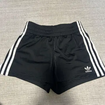 adidas 블랙 숏팬츠 3 라인 160/68A