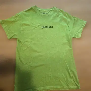 charli xcx 형광 그린 T셔츠 S