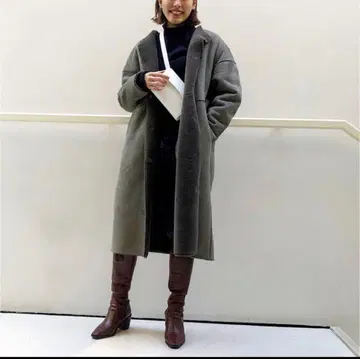 스태닝 루어 2 페이스 무스탕 코트
