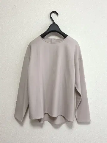 택 포함 새상품. 내추럴 뷰티 베이직 상의