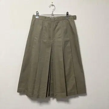 CHILD WOMAN 플리츠 스커트 무릎 기장 베이지