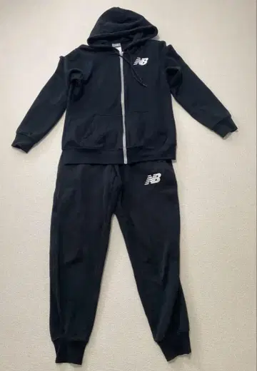 New Balance 뉴발란스 맨투맨 셋업 속기모 블랙