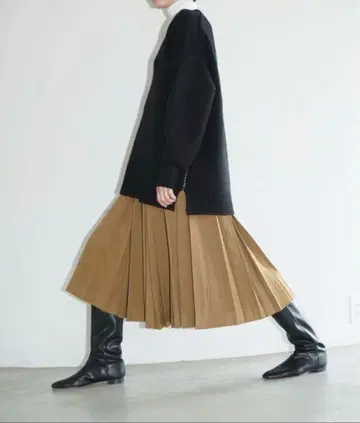 CLANE 0 CONSTRUCTIVE PLEATS SKIRT