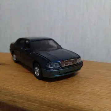 일본제 요네자와 다이아펫트 토요타 크라운 마제스타 1/43