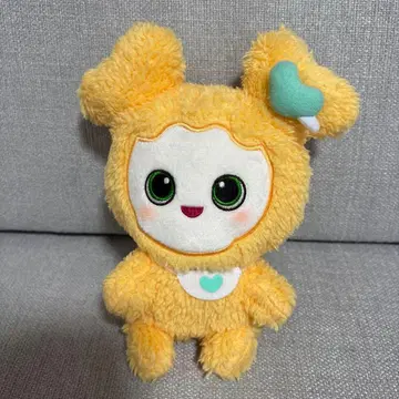 TWICE 지효 복슬복슬 앉아 봉제 인형