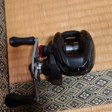 1번 인기 시마노 24 스콜피온 MD 200 HG