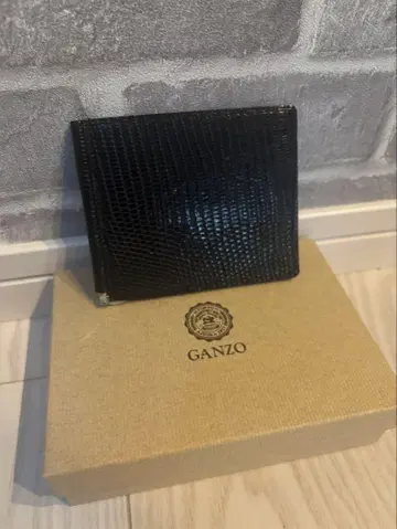 GANZO 블랙 가죽 머니클립