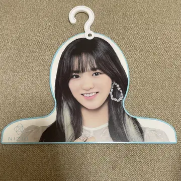 NiziU 비주얼 행거