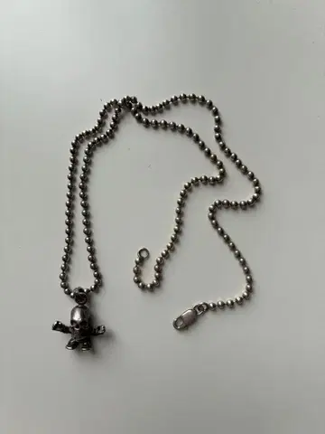 스컬 참 실버 목걸이
