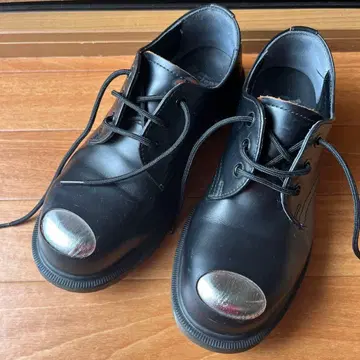 1460족 한정판 Dr.martens/닥터마틴 PETRI
