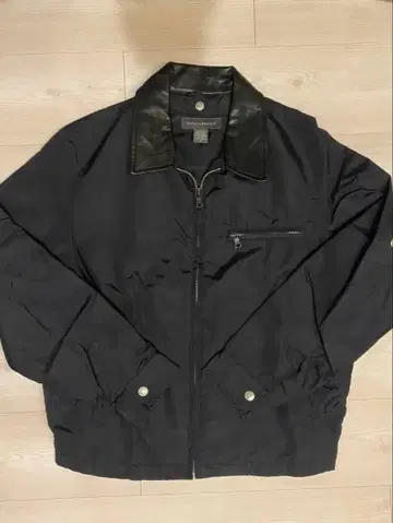 00s banana republic black nylon jacket
