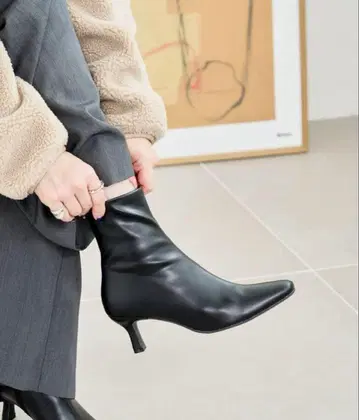 2024AW 루탈론 6cm 프렌치 스퀘어 핏 숏부츠